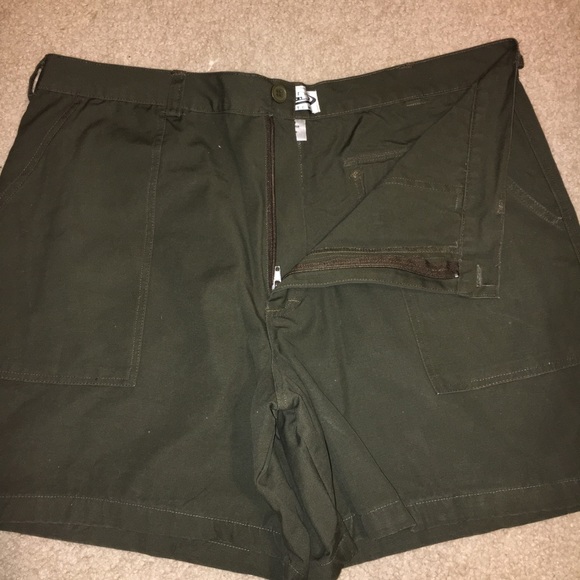 CARGO SHORTS - Picture 4 of 5
